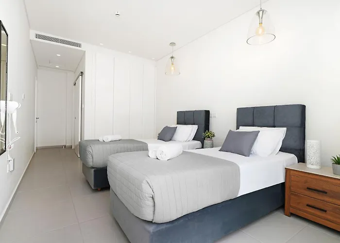 Sunrise Memory - 150m From Trinity * بروتاراس