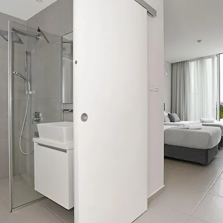 Villa Sunrise Memory - 150m From Trinity