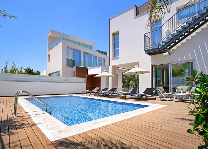 Sunrise Memory - 150m From Trinity