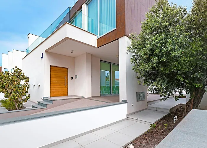 Sunrise Memory - 150m From Trinity Villa